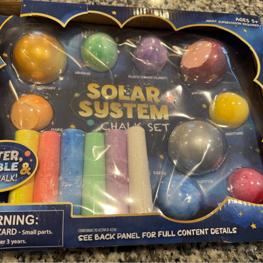 Chalk Set - Multicolor NEW NIP